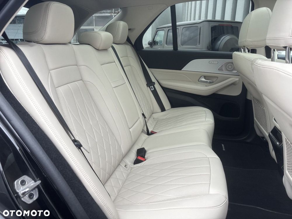 Mercedes-Benz GLE - 21