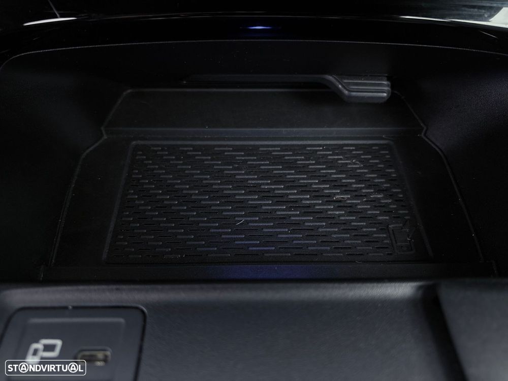 Mercedes-Benz A 180 7G-DCT Progressive - 54