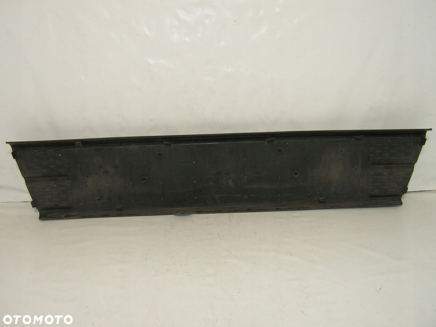 Ford Kuga MK2 ramka pod tablicę CV44-17K945-AEW - 3