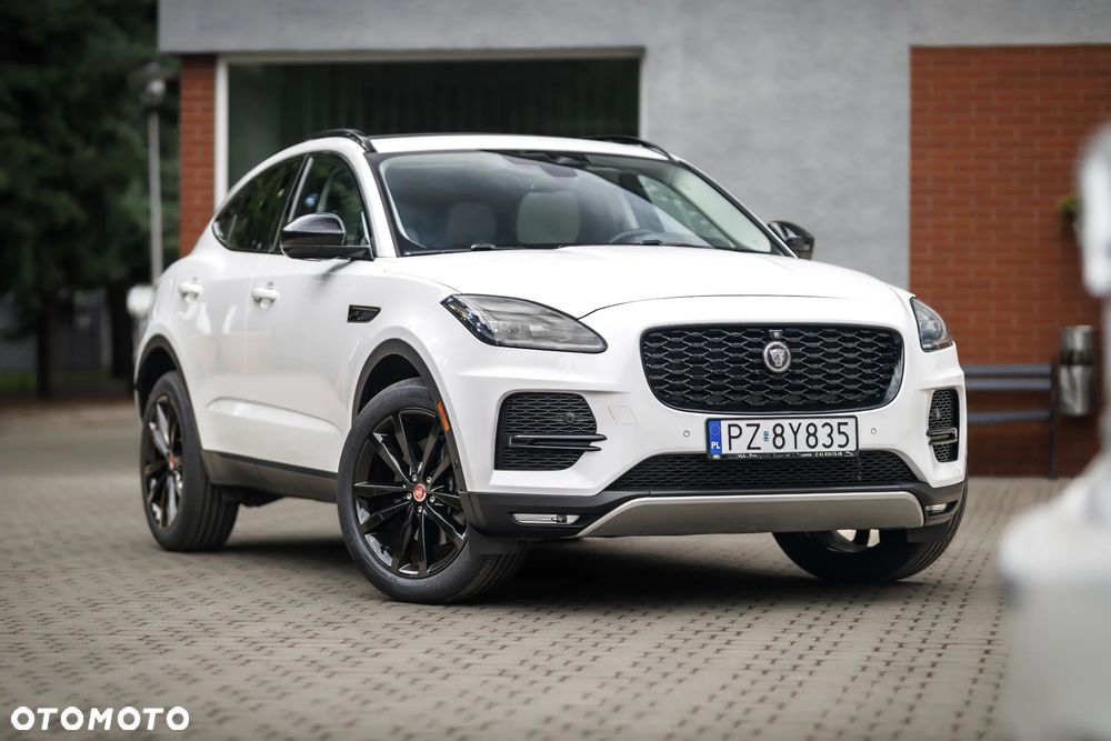 Jaguar E-Pace P250 AWD R-Dynamic - 6