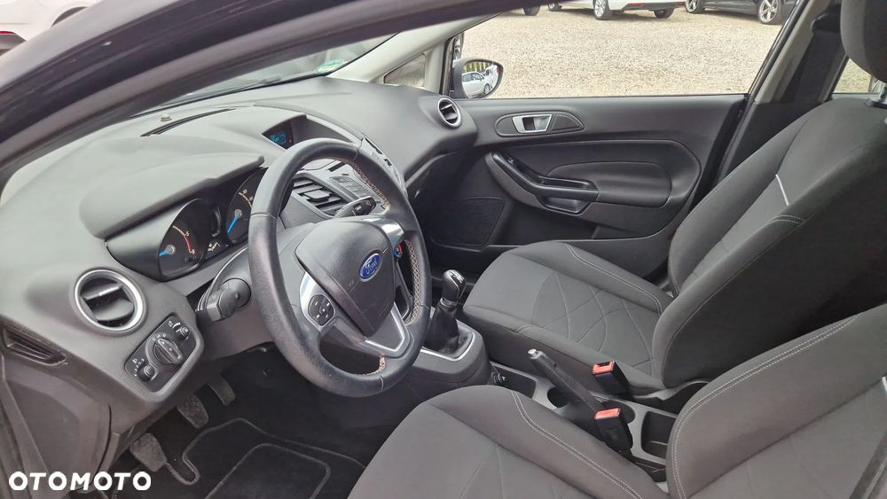 Ford Fiesta 1.5 TDCi Titanium - 16
