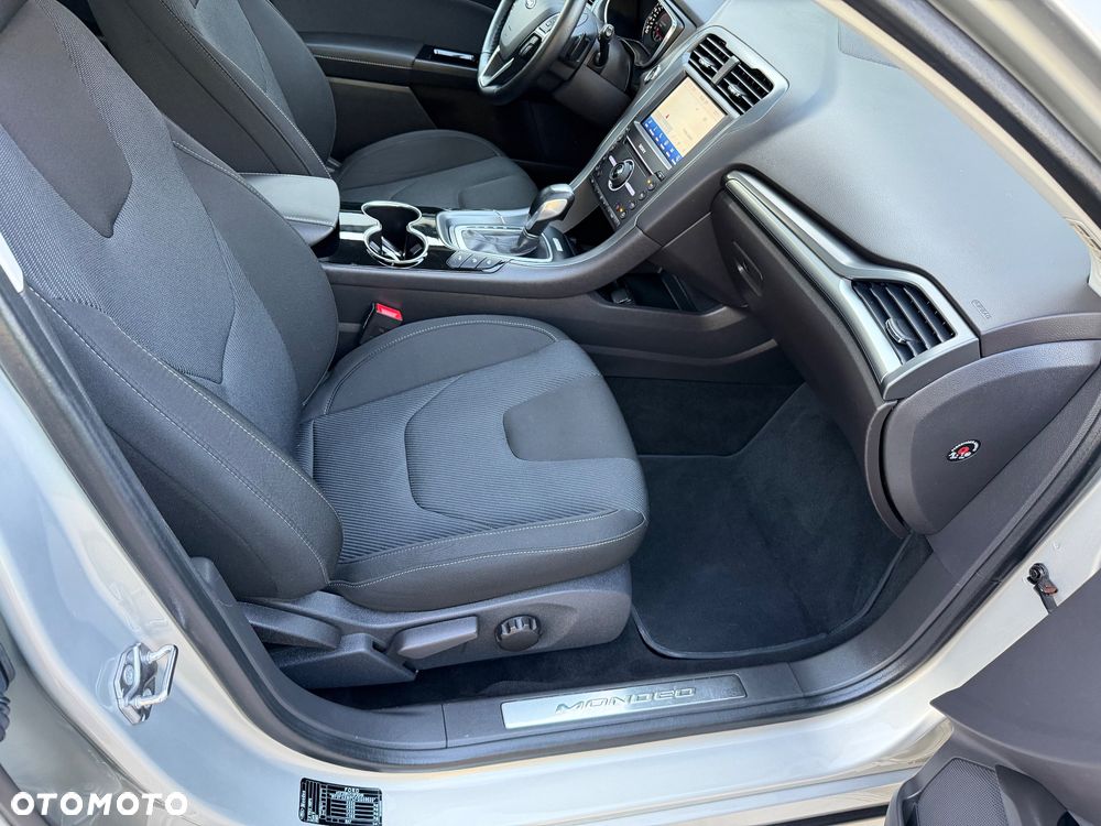 Ford Mondeo 2.0 TDCi PowerShift-Aut Allrad Titanium - 26