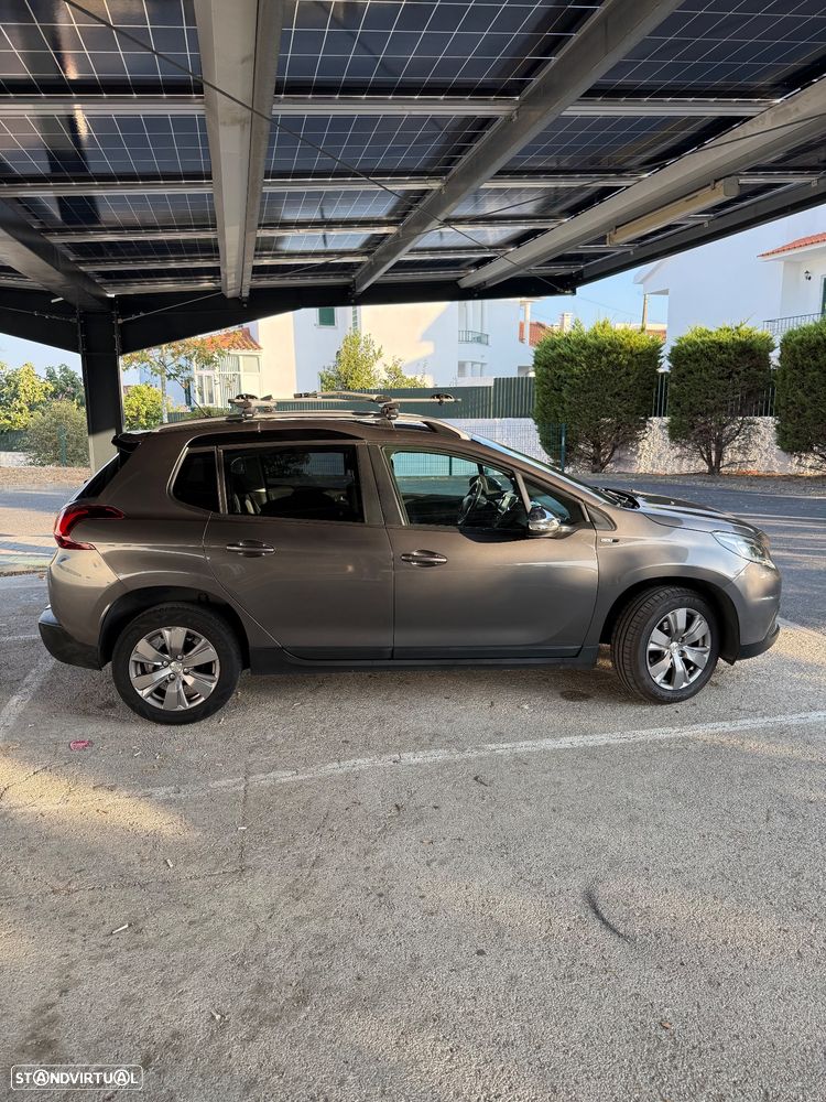 Peugeot 2008 1.6 BlueHDi Style - 2