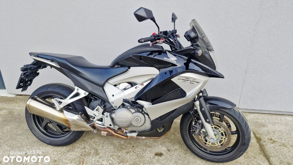 Honda VFR - 2