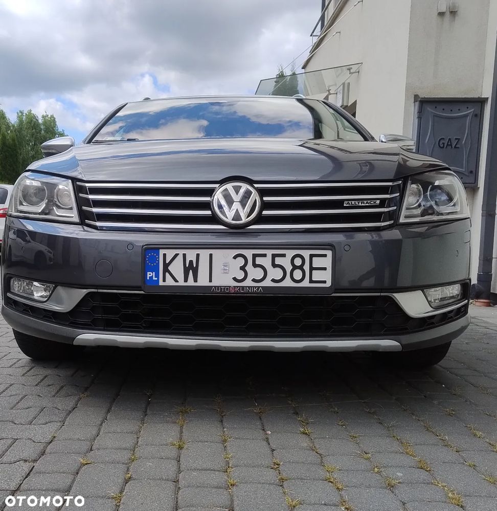 Volkswagen Passat Alltrack 2.0 TDI 4Mot DSG - 2