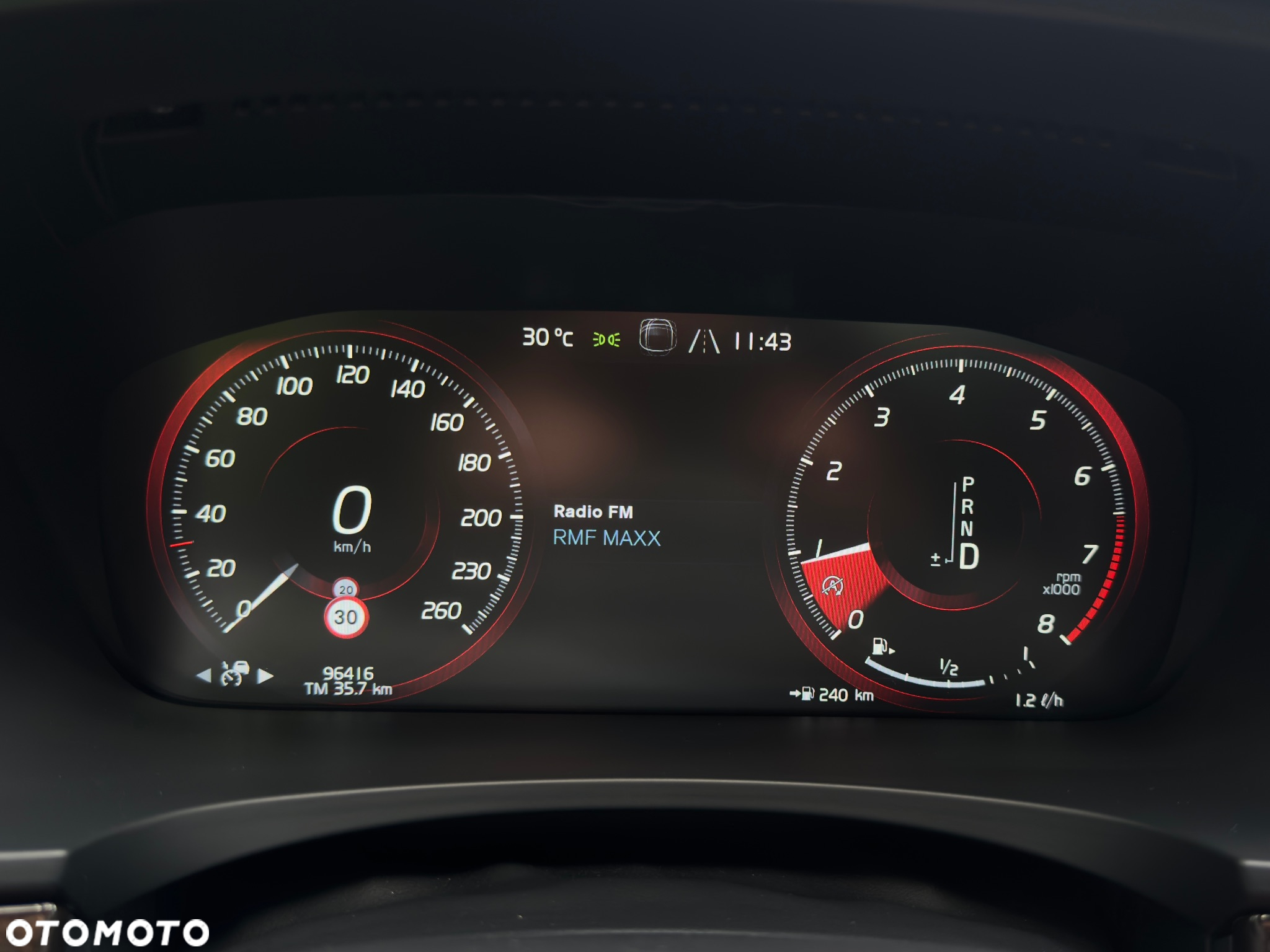 Volvo S90 T5 Geartronic Momentum - 33