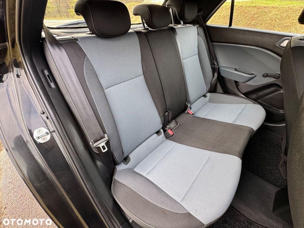 Hyundai i20 1.2 GO - 24