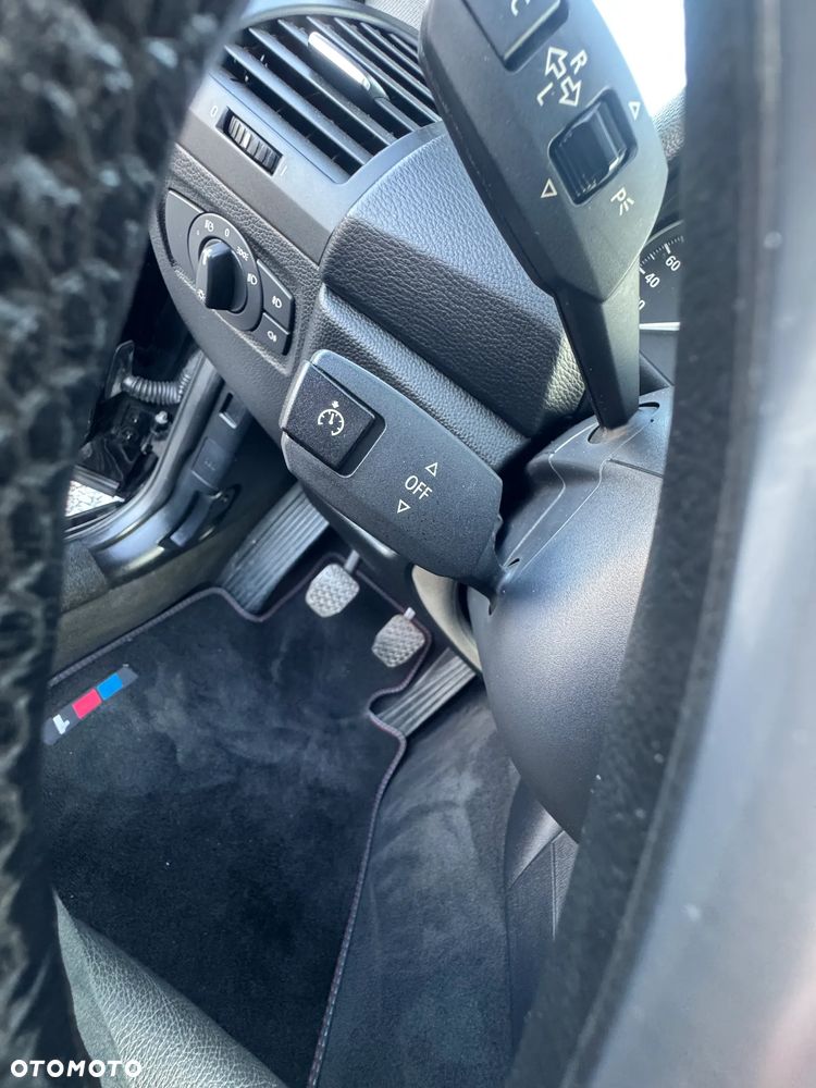 BMW Seria 1 120d DPF Edition Sport - 29