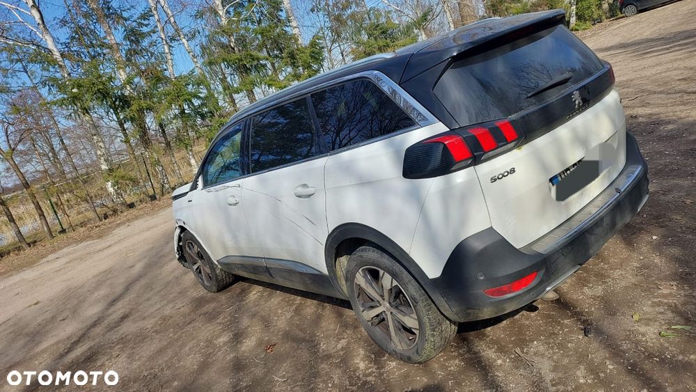 Peugeot 5008 HDI 150 Allure - 1