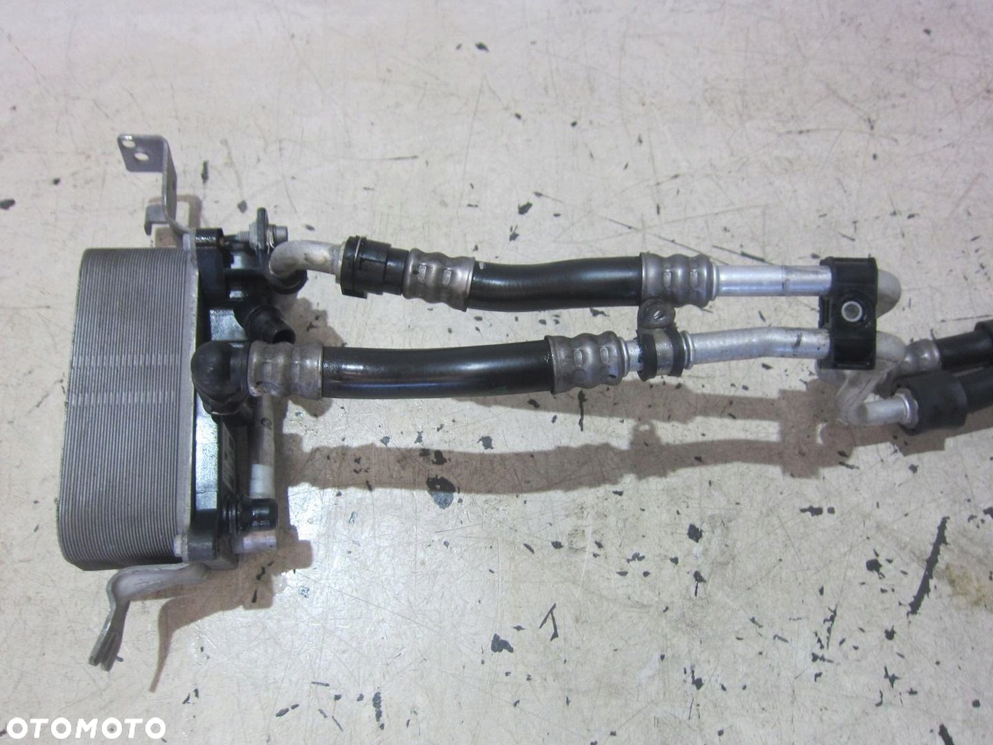 BMW F06 N63 F10 F07 F12 CHŁODNICA OLEJU PRZEWODY SKRZYNI 7592402 7638580 - 2
