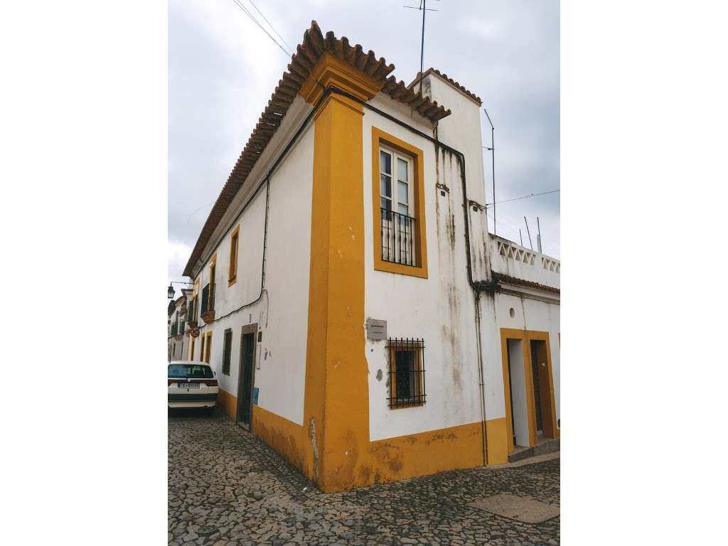 Ruina (andar de moradia) com projecto aprovado no centro histórico ... - Grande imagem: 2/5