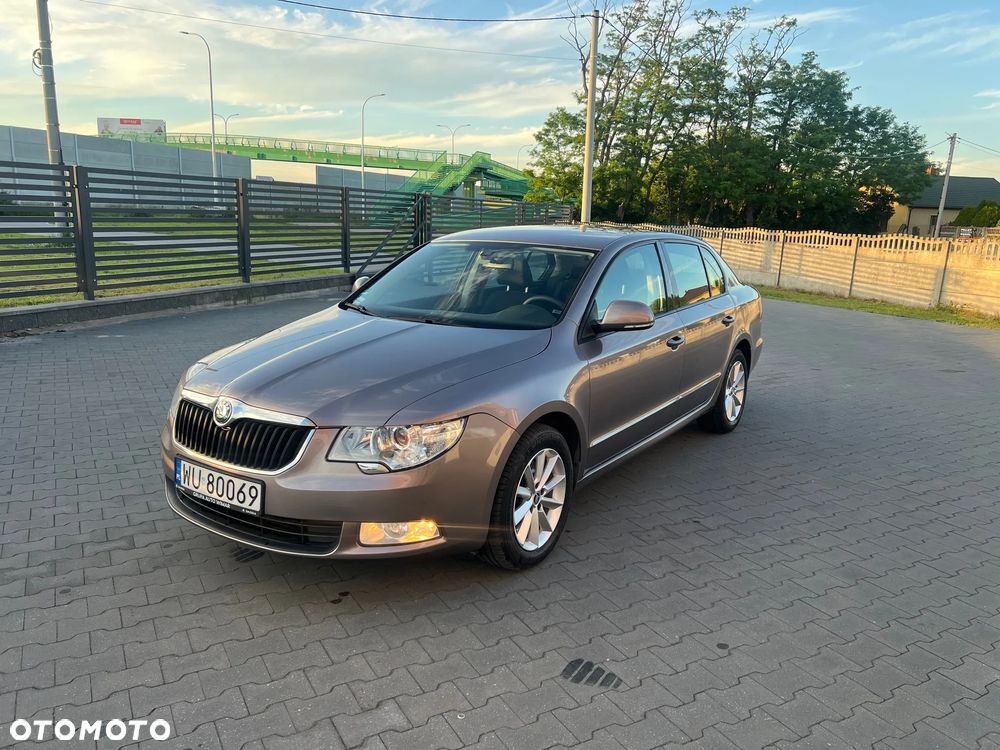 Skoda Superb 2.0 TDI Active - 2