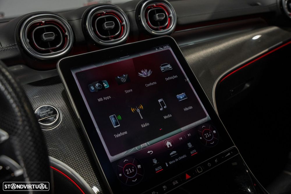 Mercedes-Benz C 300 e AMG Line - 39