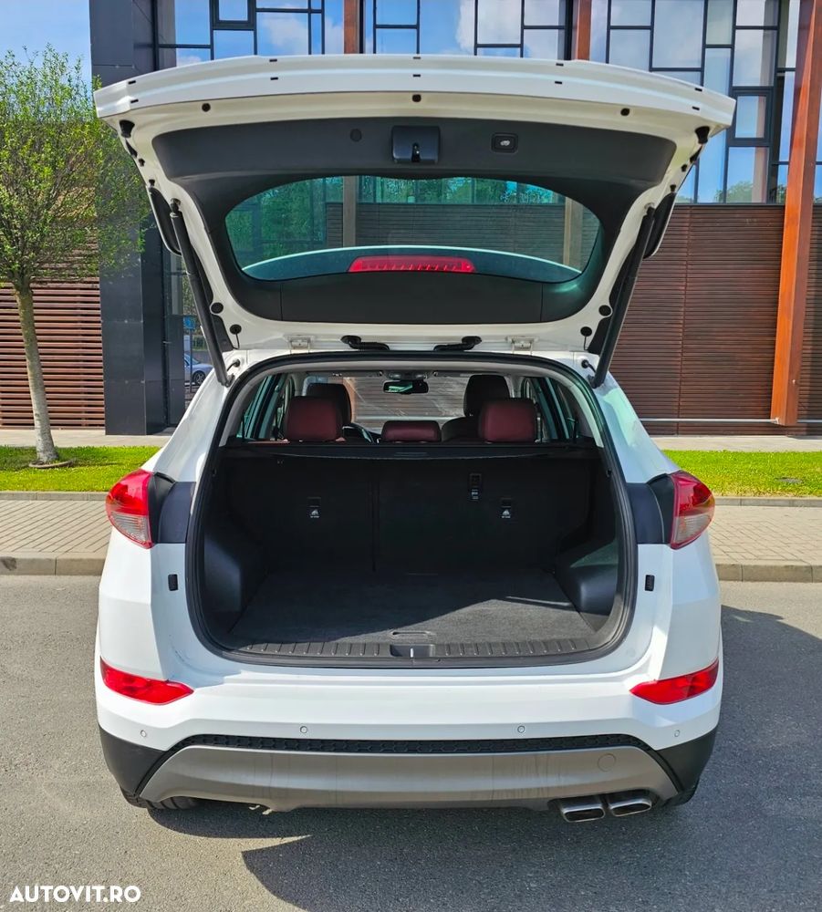 Hyundai Tucson 2.0 CRDI 4WD Automatik Premium - 20