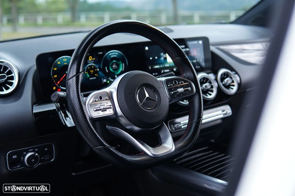 Mercedes-Benz GLA 200 d 8G-DCT AMG Line - 54
