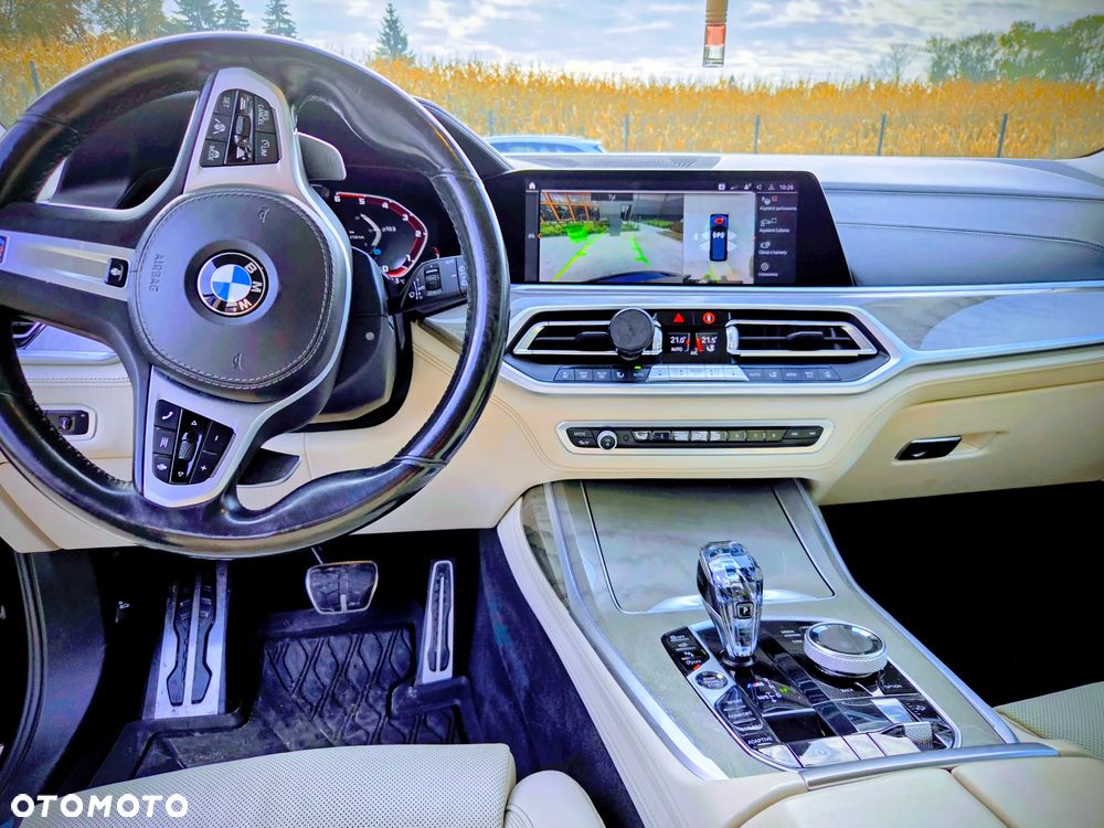 BMW X7 M50d sport - 12
