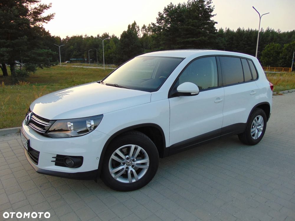 Volkswagen Tiguan 2.0 TDI DPF BlueMotion Technology Sport & Style - 24