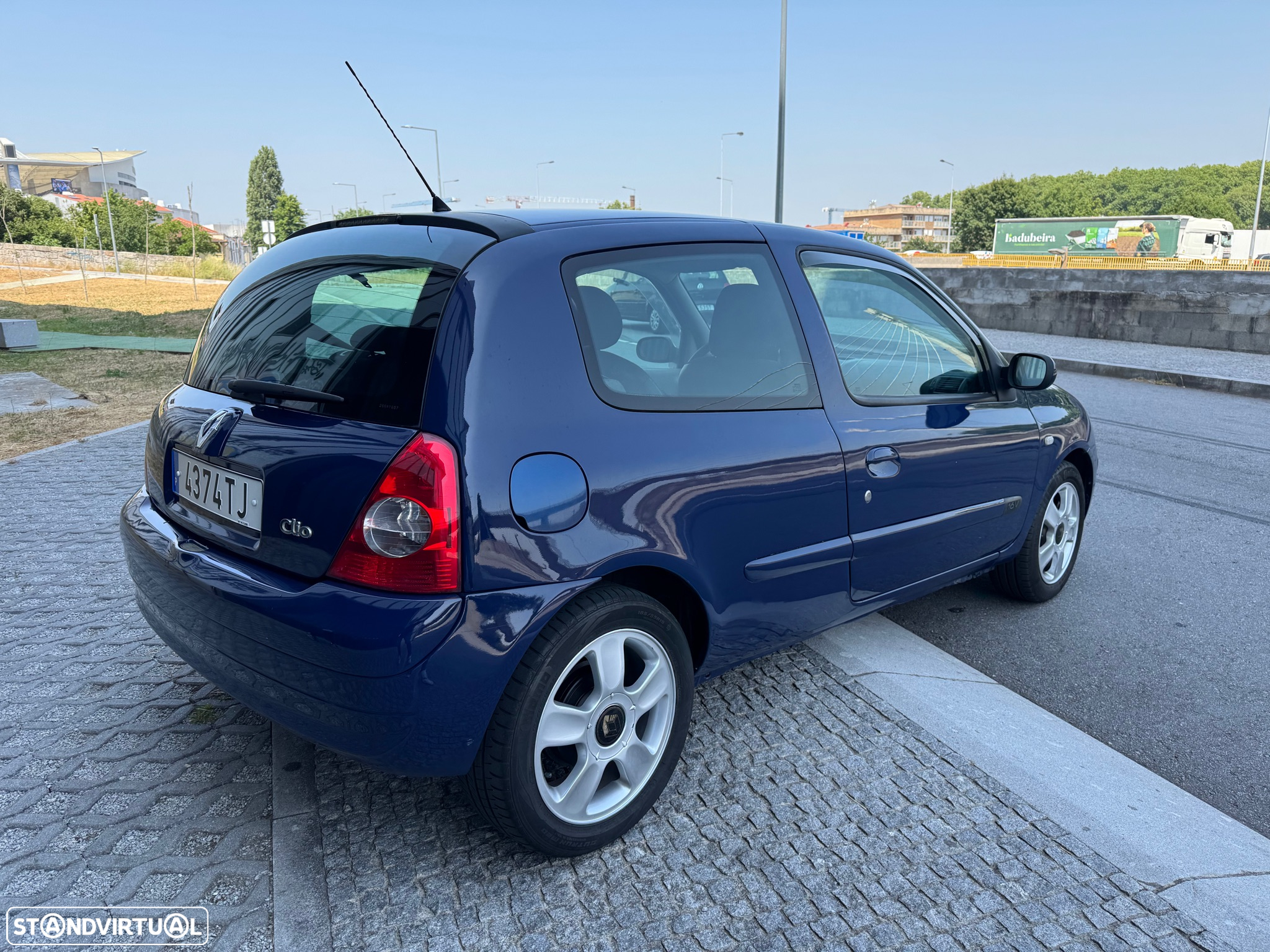 Renault Clio 1.2 16V Dynamique - 4