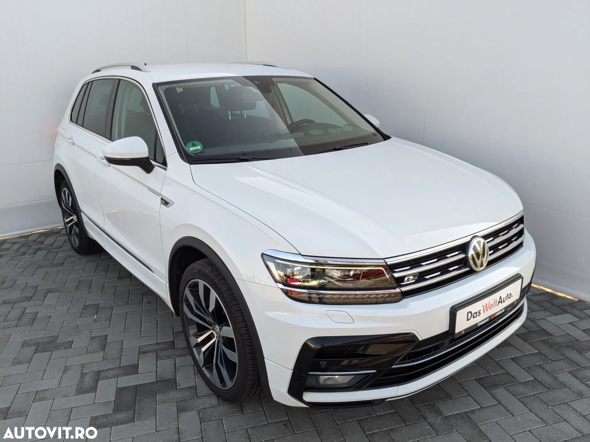 Volkswagen Tiguan - 7