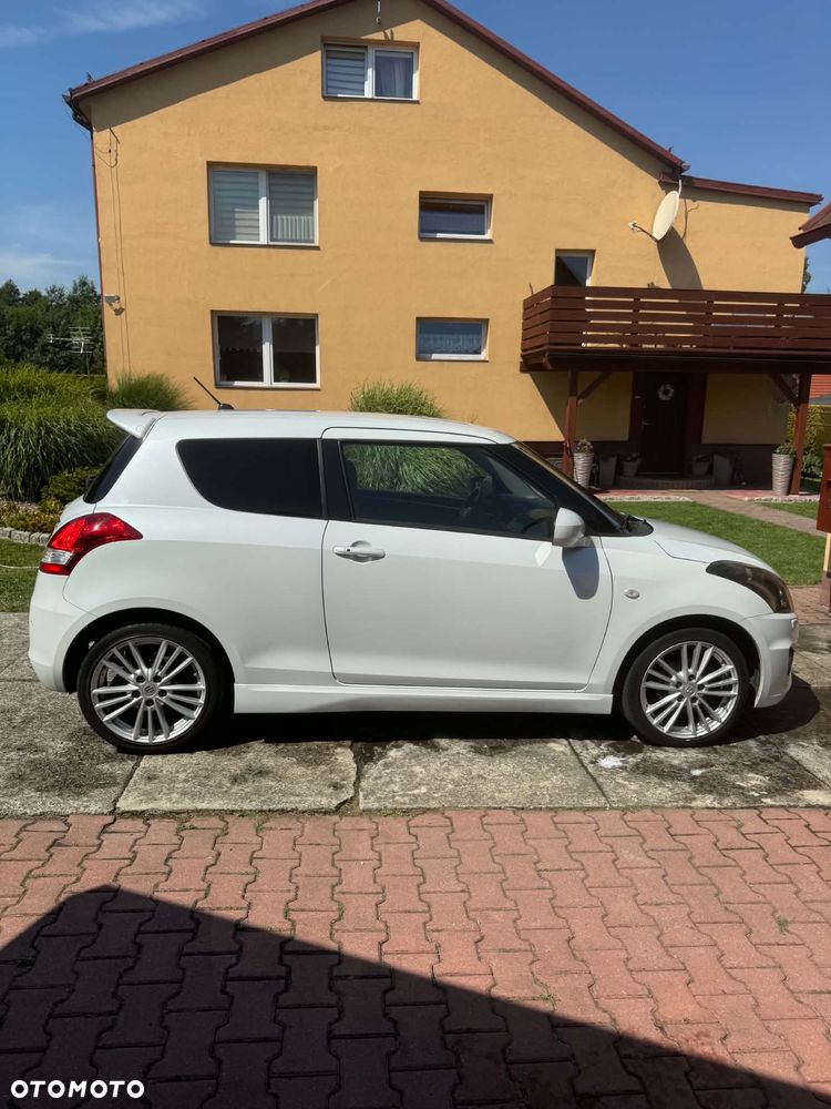 Suzuki Swift - 3