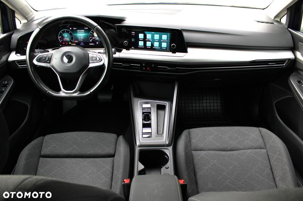 Volkswagen Golf - 9