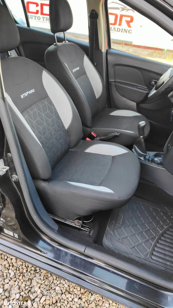 Dacia Sandero 0.9 90CP Stepway - 11