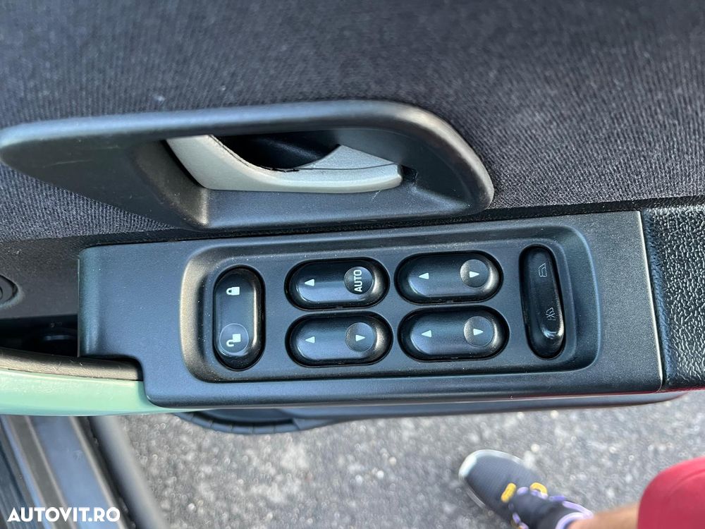 Land Rover Freelander - 11