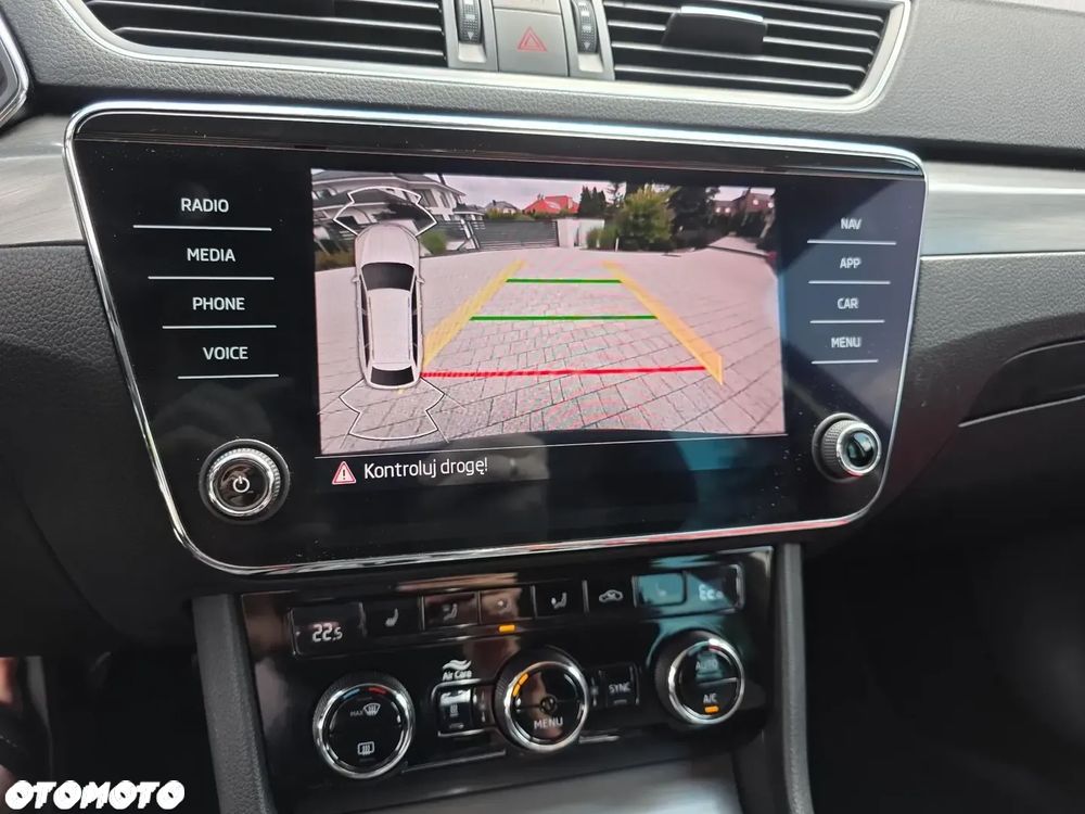 Skoda Superb 1.4 TSI Plug-In Hybrid Style DSG - 19