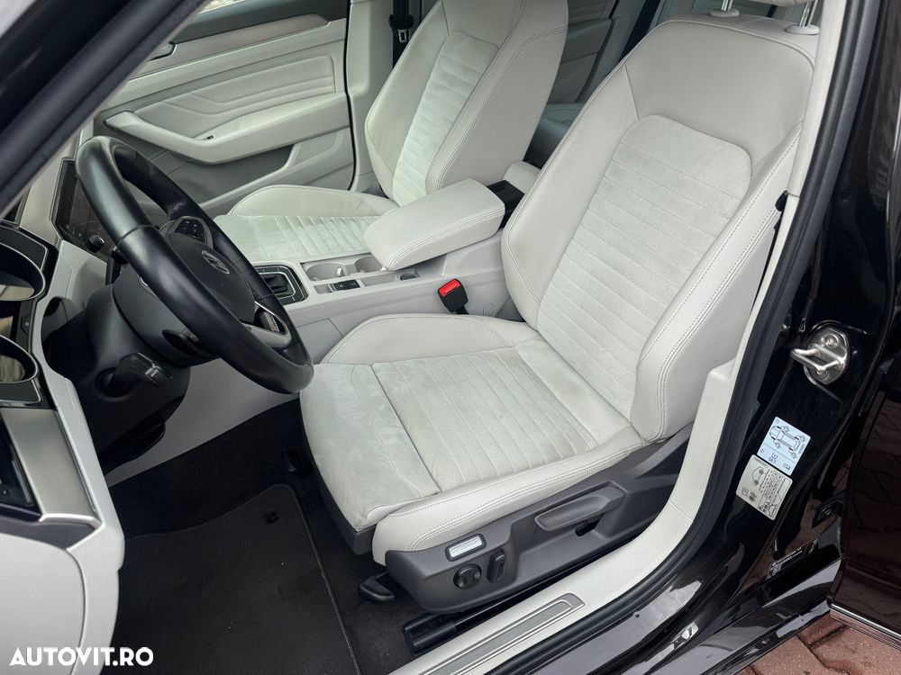 Volkswagen Passat - 11