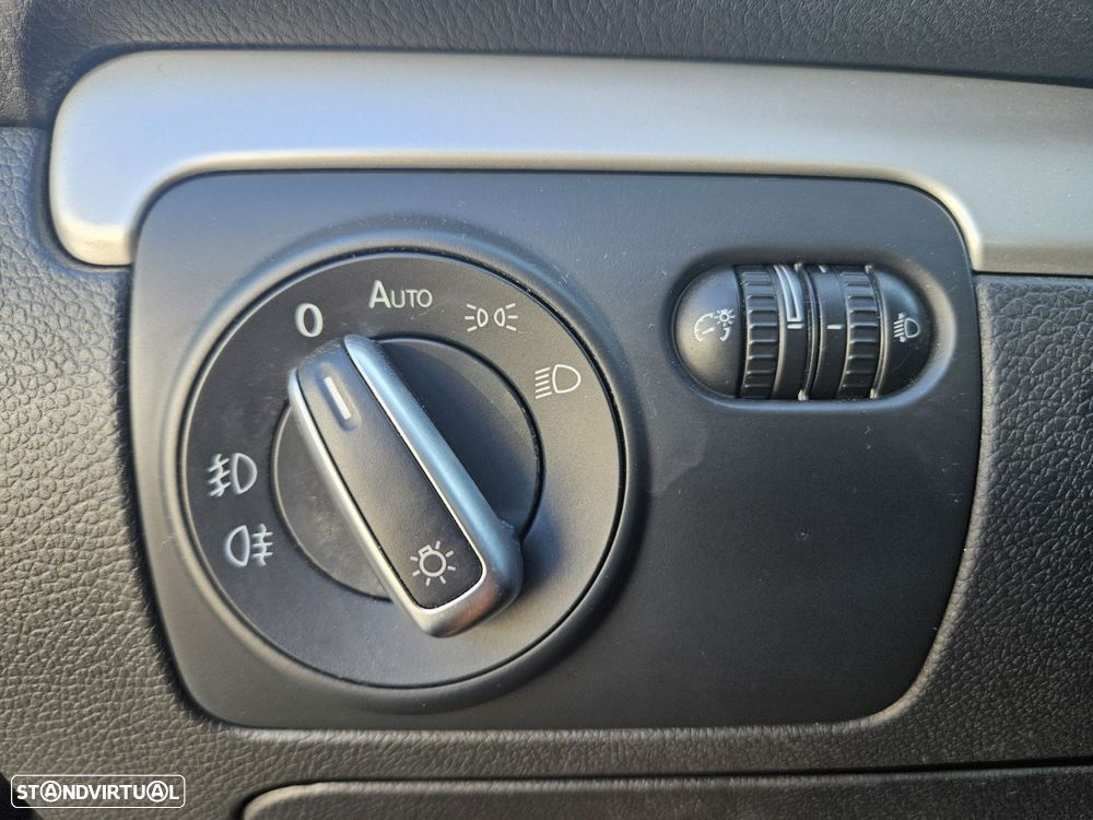 VW Golf Variant 1.6 TDi Highline - 38