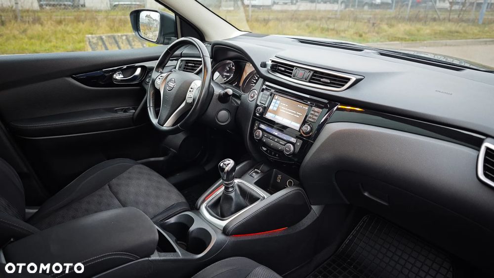 Nissan Qashqai 1.2 DIG-T N-Connecta - 18