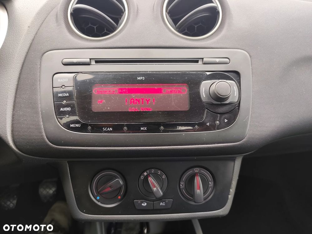 Seat Ibiza SC 1.4 16V Style - 10