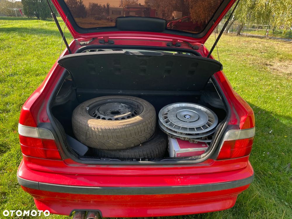 BMW Seria 3 316i - 5
