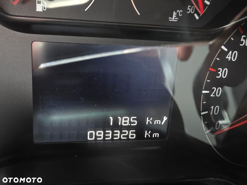 Opel Combo - 11