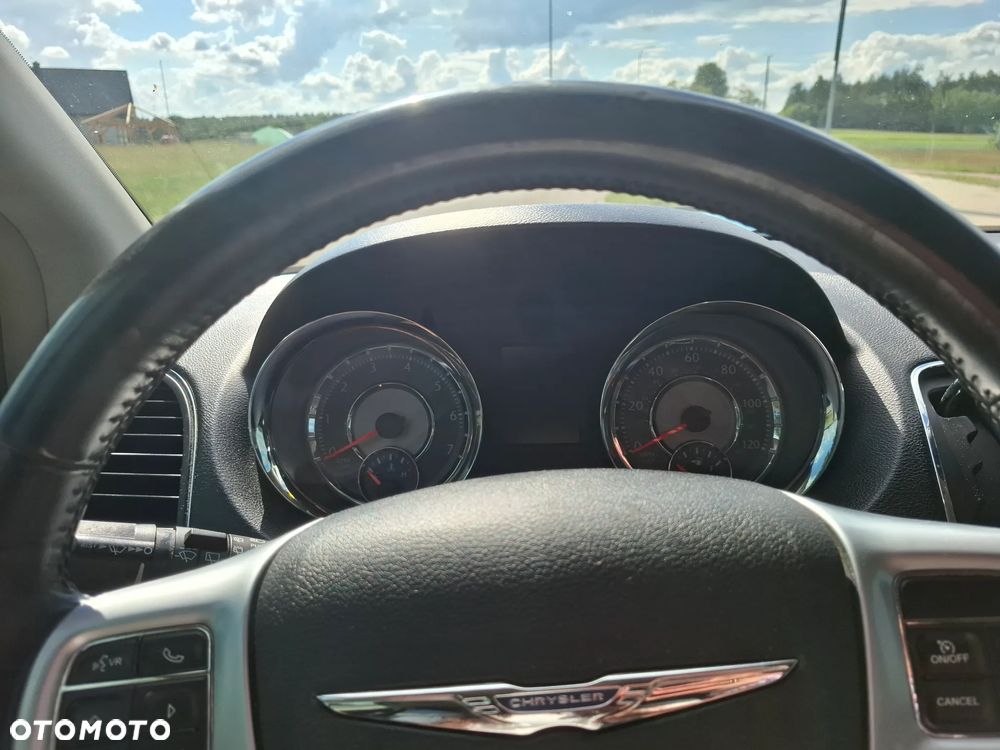 Chrysler Town & Country 3.6 Touring - 8