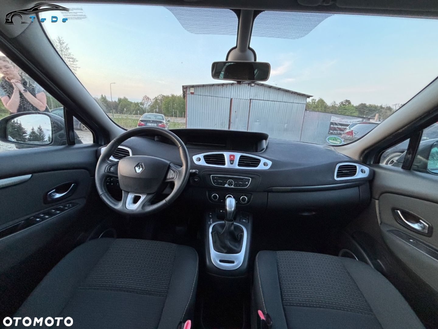 Renault Scenic 2.0 16V Privilege CVT Euro5 - 27