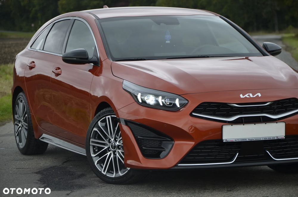 Kia ProCeed 1.5 T-GDI DCT7 OPF GT LINE - 4