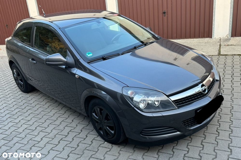 Opel Astra III GTC 1.4 Cosmo - 5
