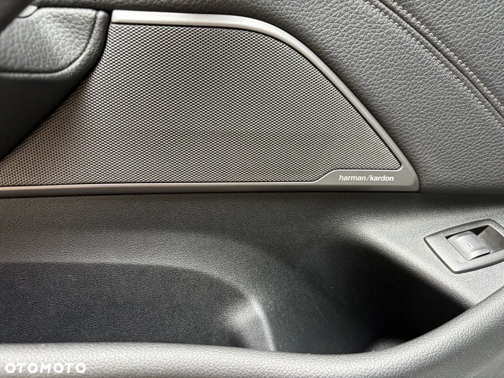 BMW Seria 5 540i Luxury Line - 14