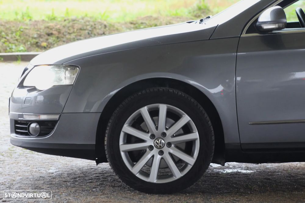 VW Passat Variant 2.0 TDi Sportline - 14