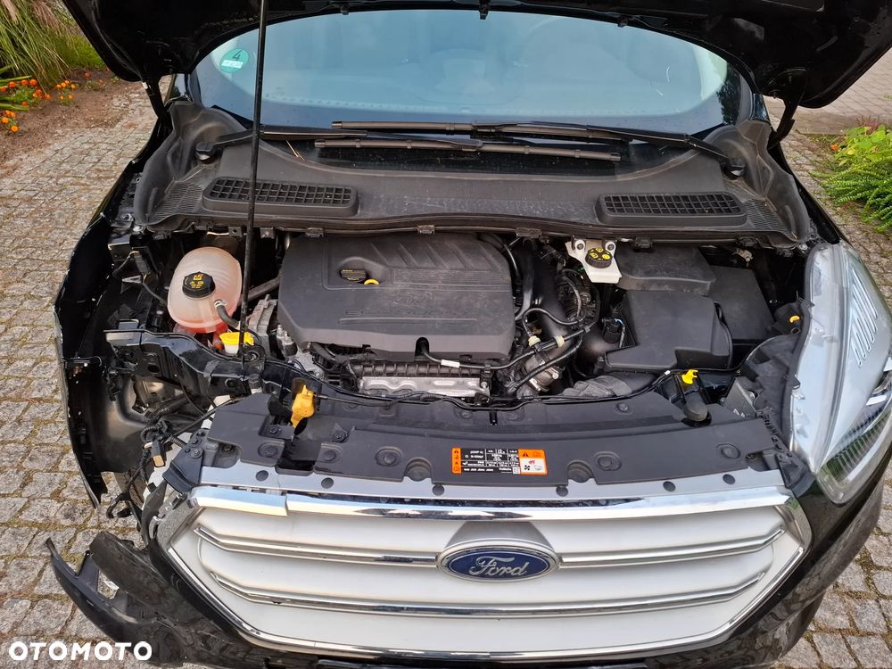 Ford Kuga 1.5 EcoBoost 2x4 Trend - 23