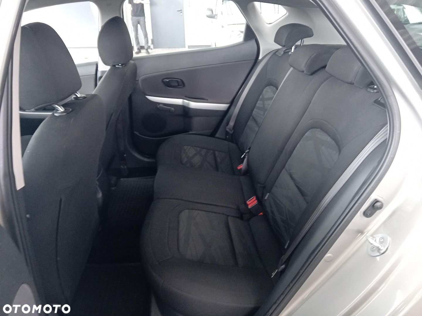 Kia Ceed - 14