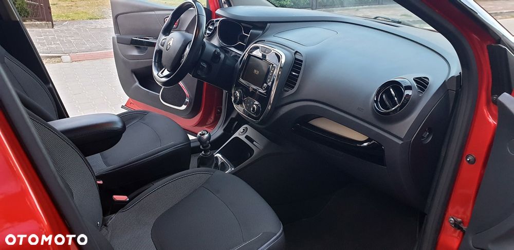 Renault Captur ENERGY TCe 120 Experience - 11