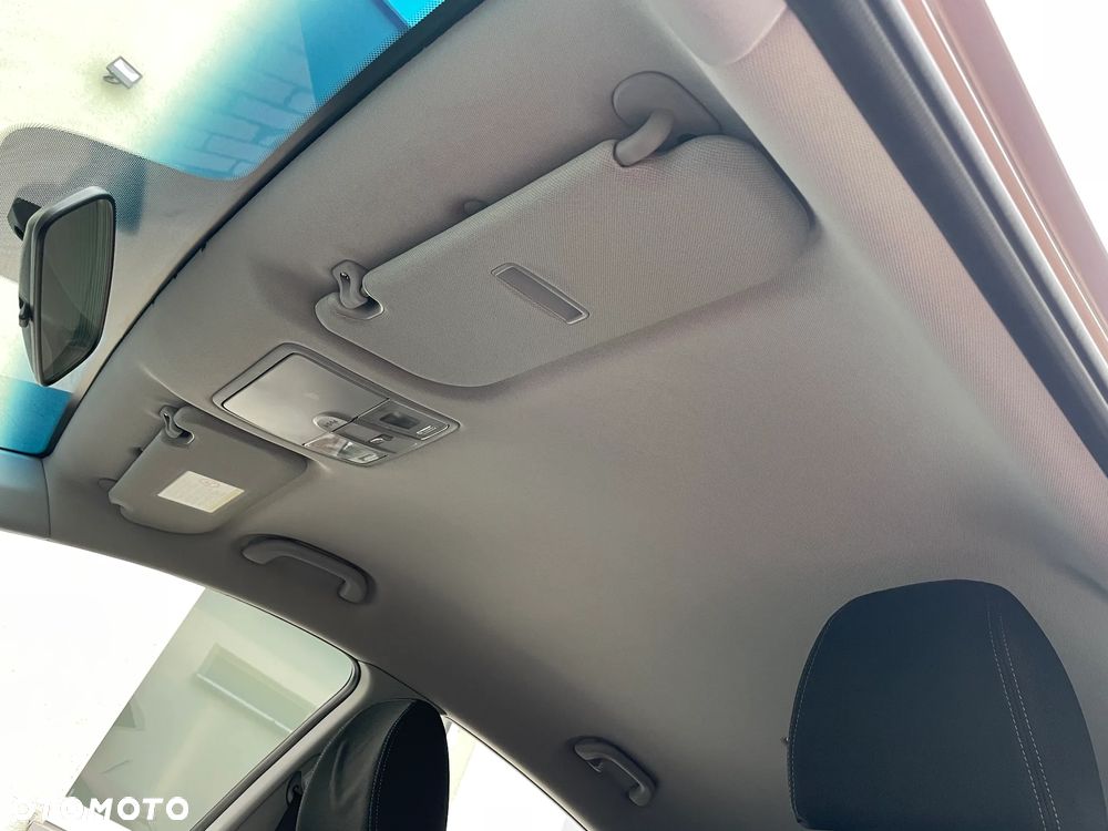 Hyundai i30 1.4 Comfort - 17