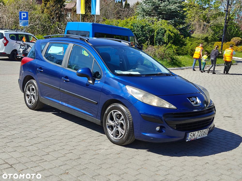 Peugeot 207 90 HDi FAP (Blue Lion) Sport - 12