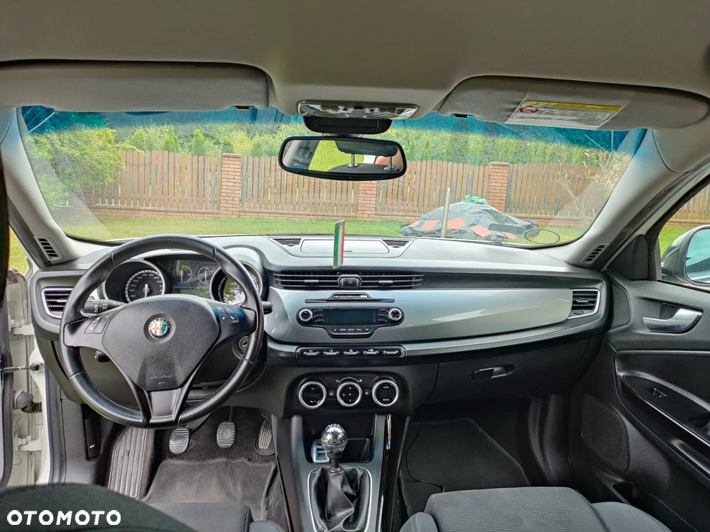 Alfa Romeo Giulietta 1.6 JTDM Distinctive - 5