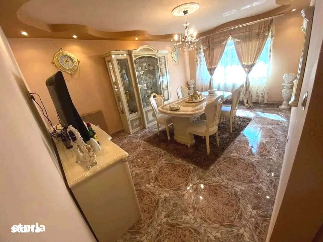 Apartament 3 camere 70mp zona Bradet finisat mobilat utilat — fotografia 1