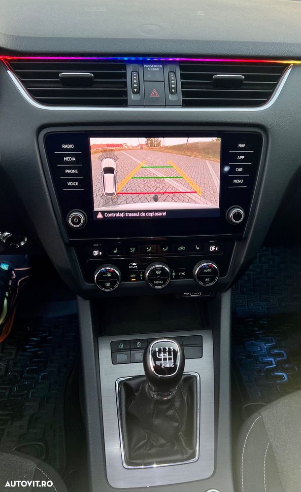 Skoda Octavia 2.0 TDI Soleil - 15