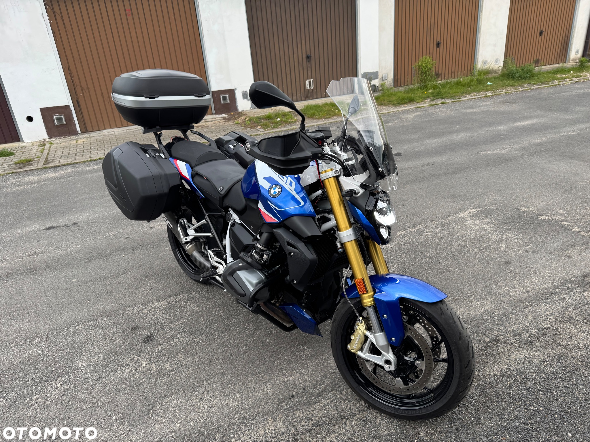 BMW R - 4