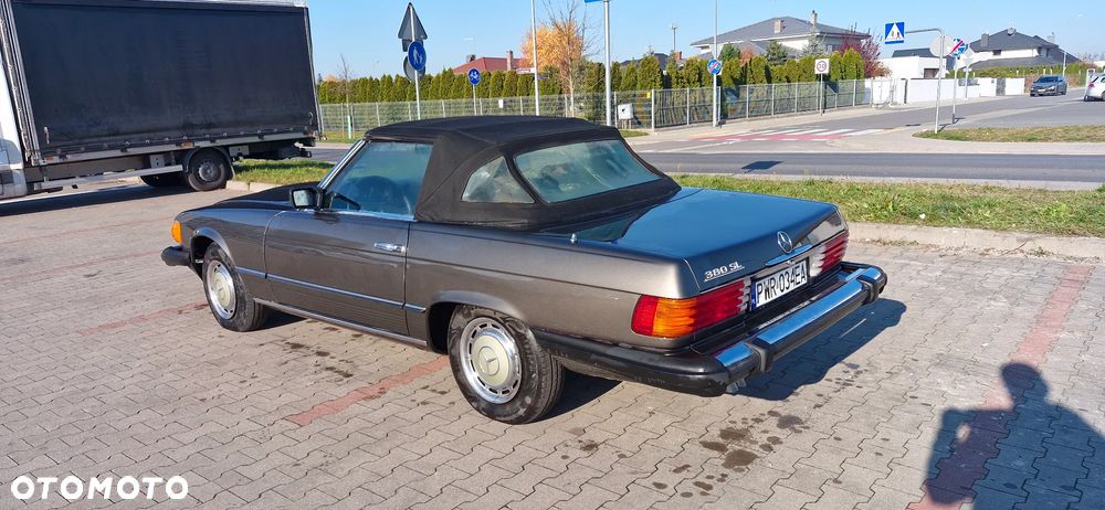 Mercedes-Benz SL - 2